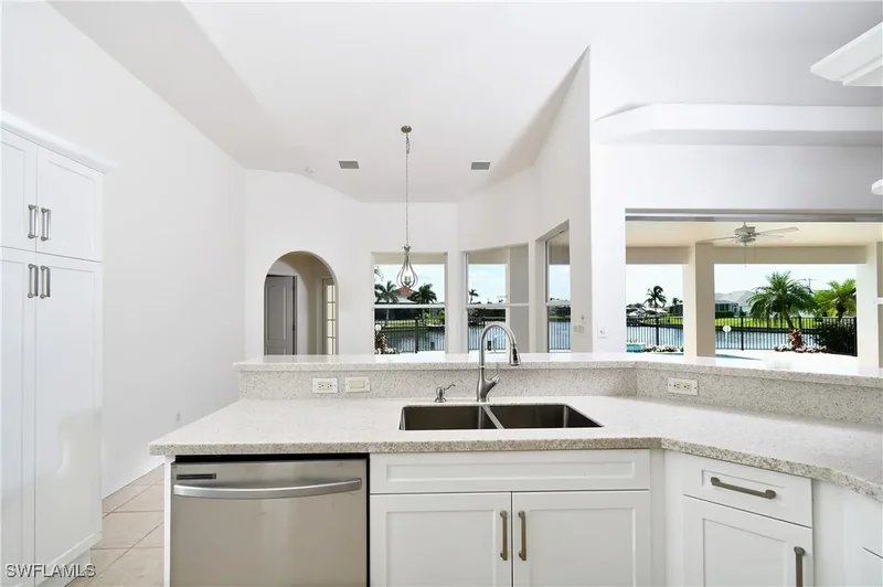 2000 SW 44th Terrace, Cape Coral, FL 33914, Cape Coral, Florida, United States. - Photo 23