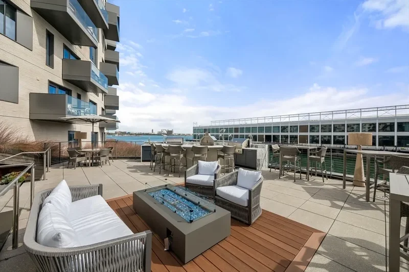 300 Pier 4 Blvd, #2E, Boston, MA, 02210, USA, Boston, Massachusetts, United States. - Photo 31