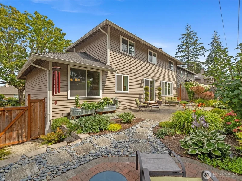 9906 242nd Place SW, Edmonds, WA 98020, Woodway, Washington, United States. - Photo 23