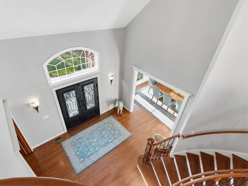 2363 Fawn Lake Circle, Naperville, IL, 60564, USA, Naperville, Illinois, United States. - Photo 13