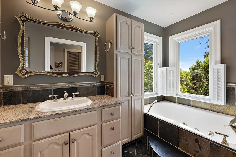 3642 Orchard Lake Road, West Bloomfield, MI, 48324, USA, Orchard Lake Village, Michigan, United States. - Photo 11