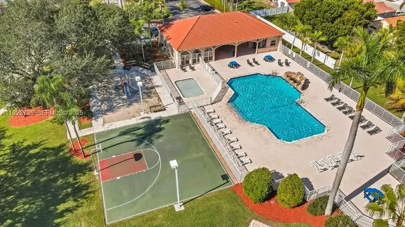 371 SW 190th Ave, Pembroke Pines, FL 33029, Miramar, Florida, United States. - Photo 34