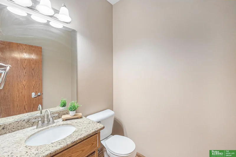 2231 Crystal Creek Drive, Papillion, NE 68046, Papillion, Nebraska, United States. - Photo 18