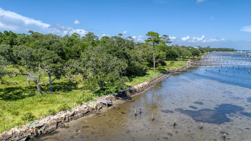 5161 Soundside Drive, Gulf Breeze, FL 32563, Gulf Breeze, Florida, United States. - Photo 45