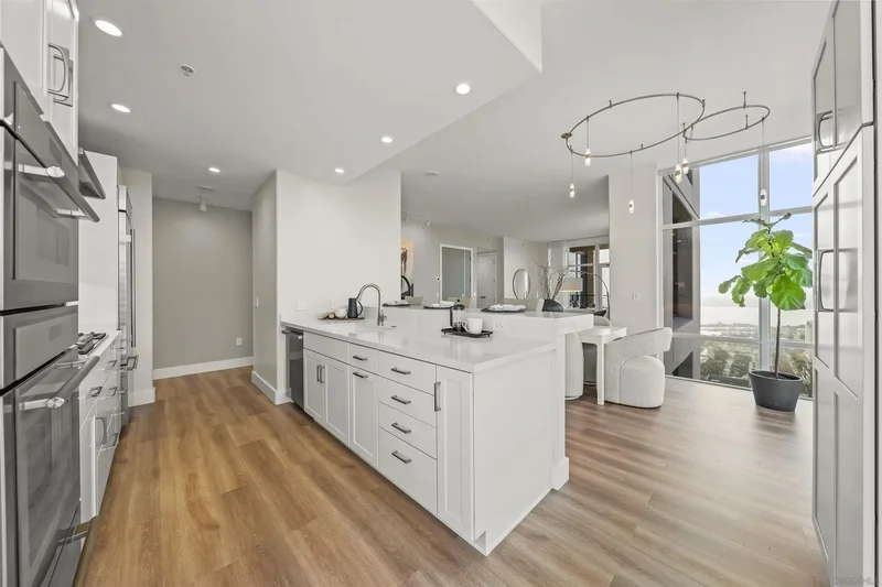 550 Front St 2303, San Diego, California, United States. - Photo 16