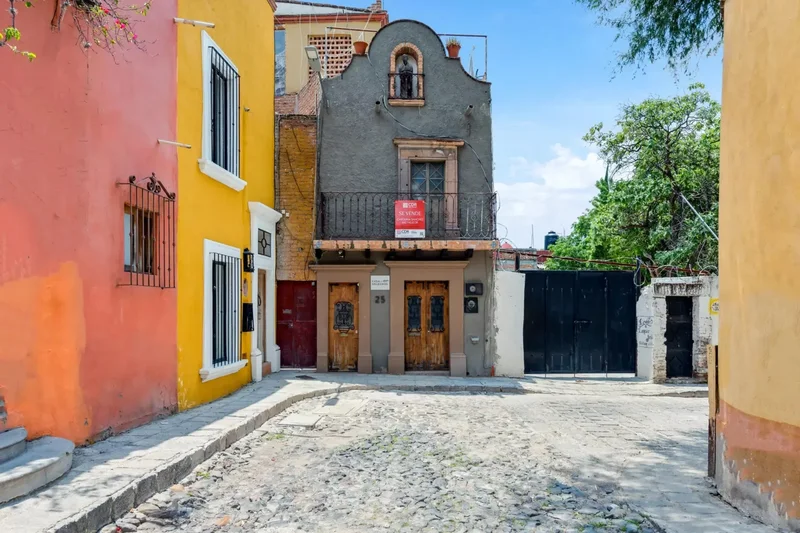 27 W C. San Pedro St., San Miguel de Allende, MEXICO, San Miguel de Allende, Guanajuato, Mexico. - Photo 48