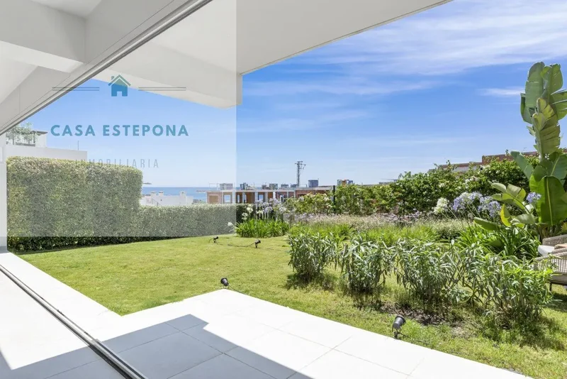Avenida del Arte, 35,  Estepona,  Estepona Golf,  Bajo, Estepona, Andalusia, Spain. - Photo 8