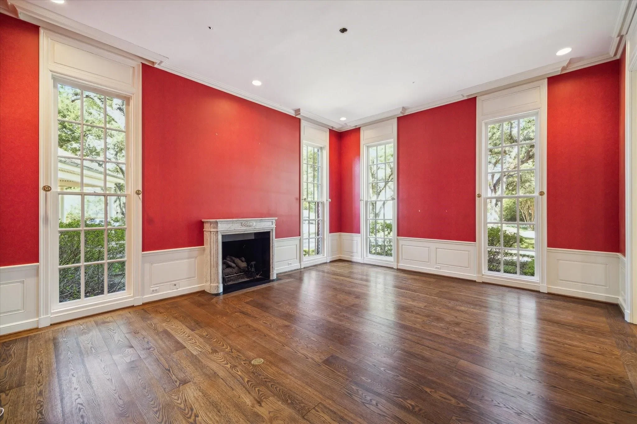 3665 Knollwood Street, Houston, Texas, United States. - Photo 1
