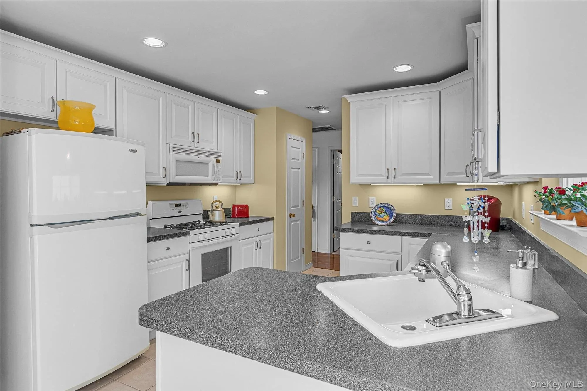 4006 Saint Andrews, Jamesport, New York, United States. - Photo 5