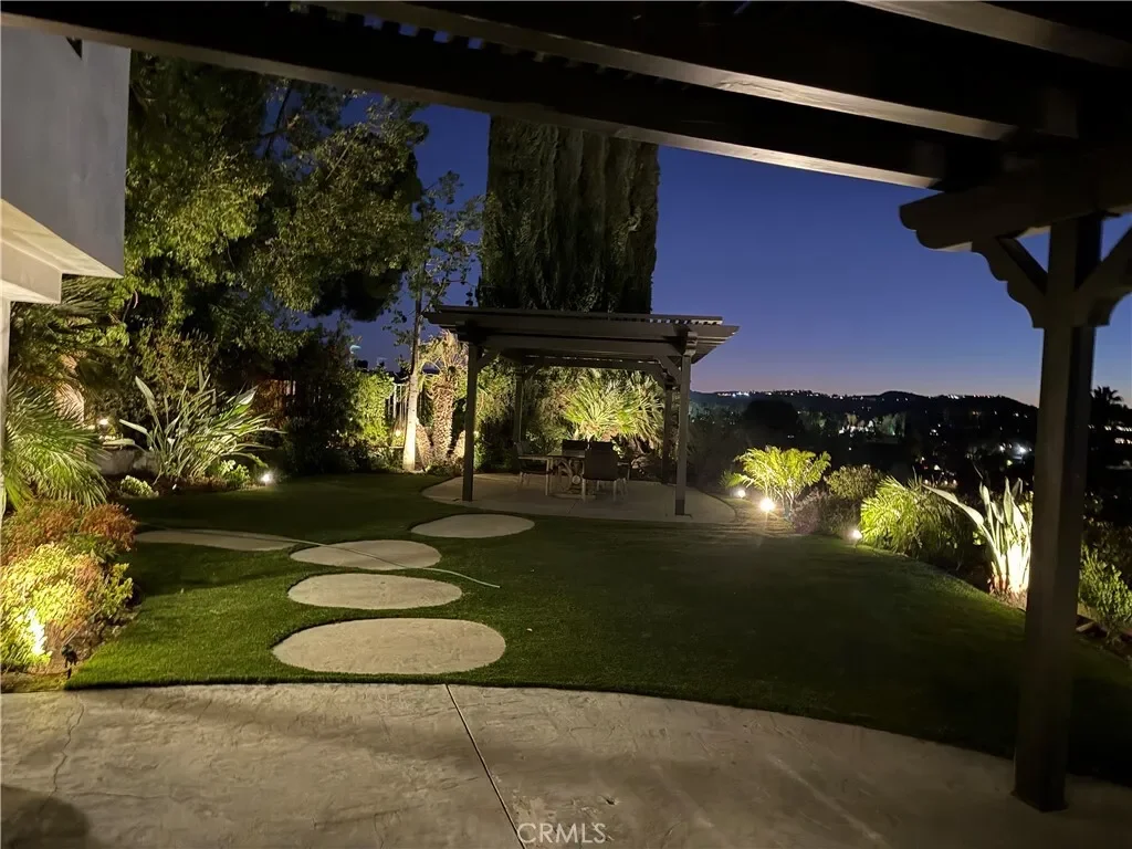 Exterior photo 11