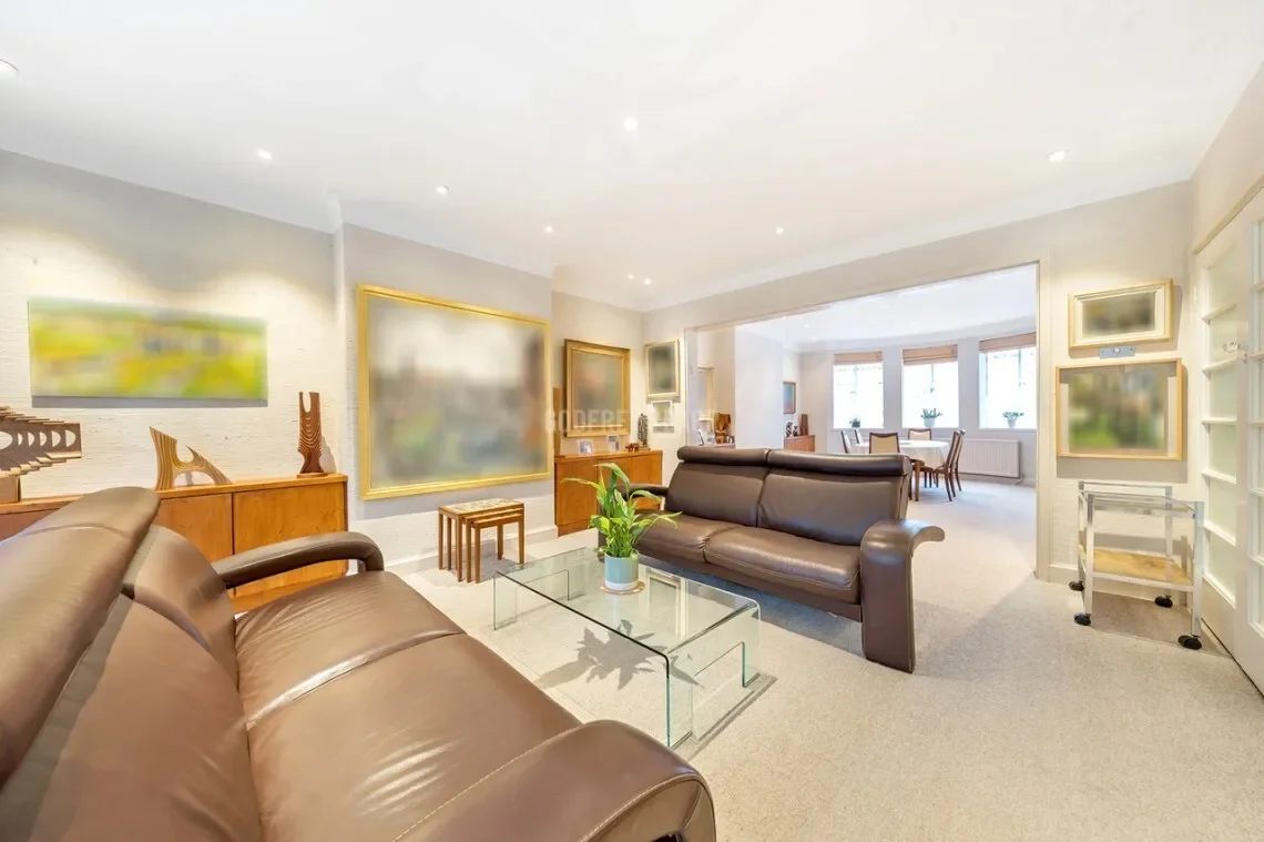 Linden Lea Hampstead Garden Suburb, London, England, United Kingdom. - Hero Image