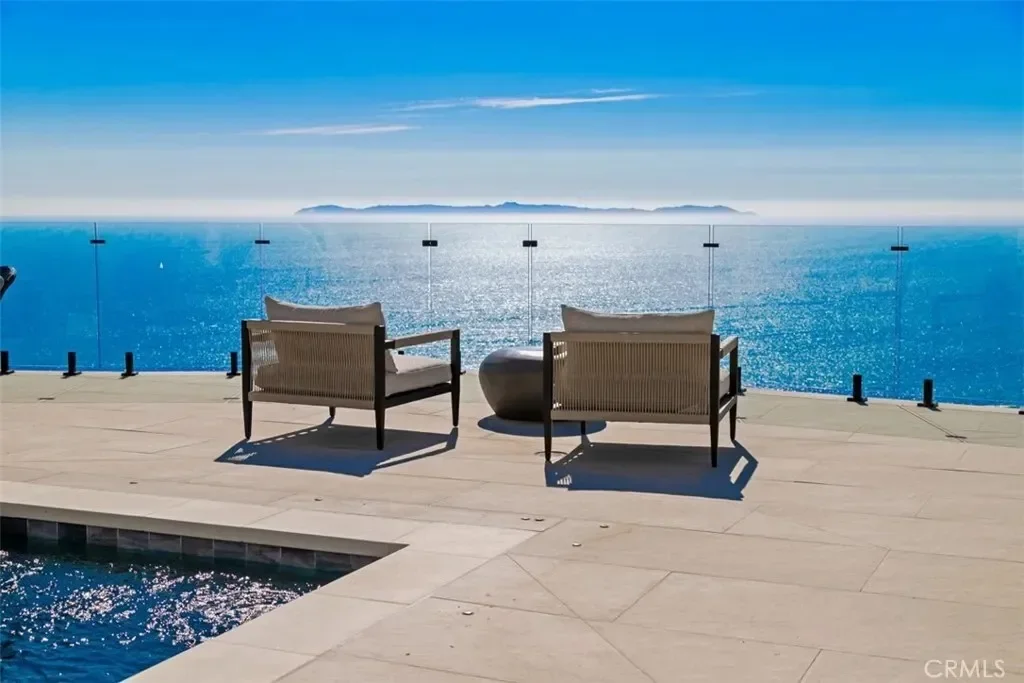31 N Vista De Catalina, Laguna Beach, California, United States. - Photo 22