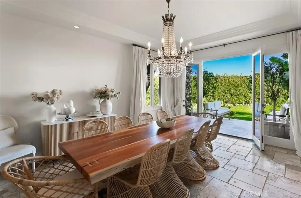 6 Windemere Court, Newport Beach, California, United States. - Photo 12