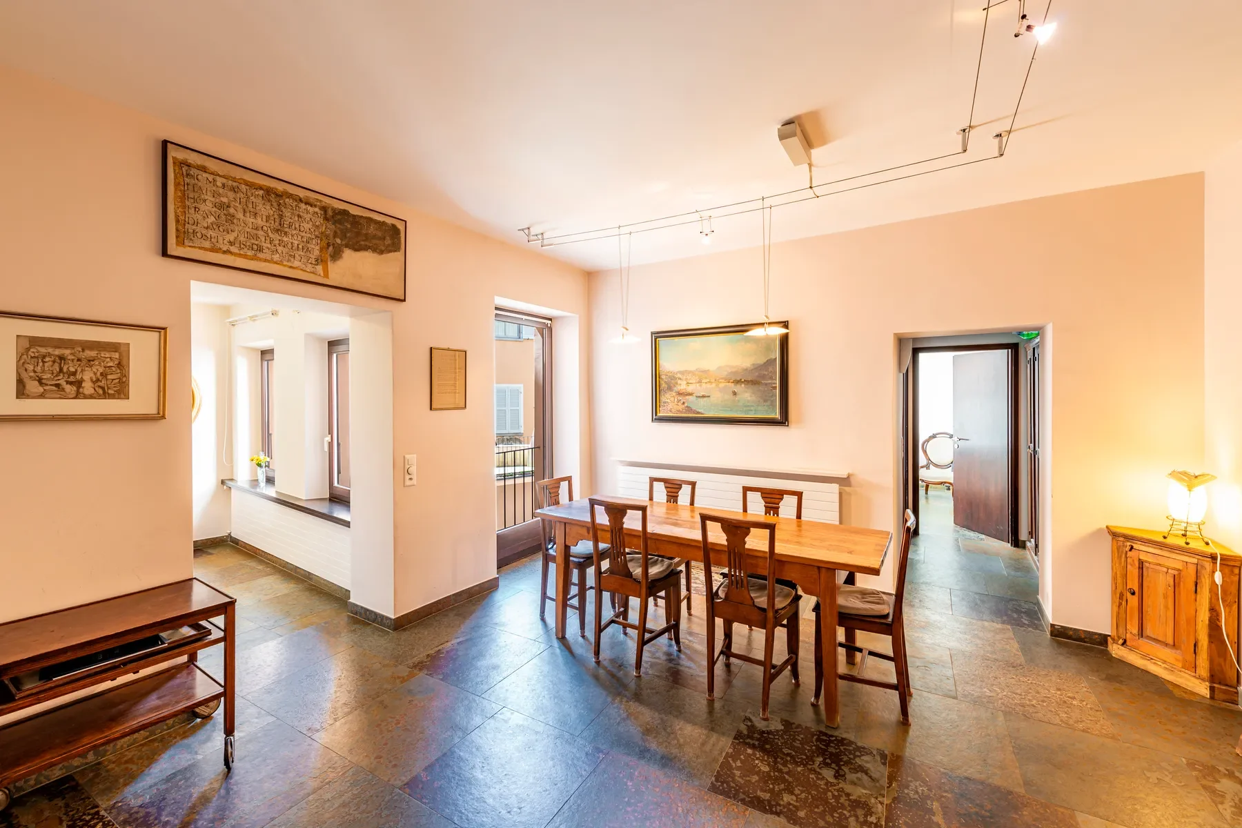 Gallery photo 10