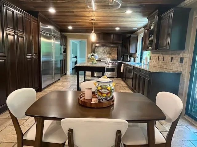 284 Woodwind Drive, Bloomfield Hills, MI, 48304, USA, Bloomfield Hills, Michigan, United States. - Photo 3