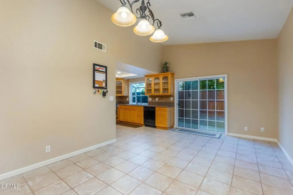 1733 Cherry Hill Road, Santa Paula, CA 93060, Santa Paula, California, United States. - Photo 29