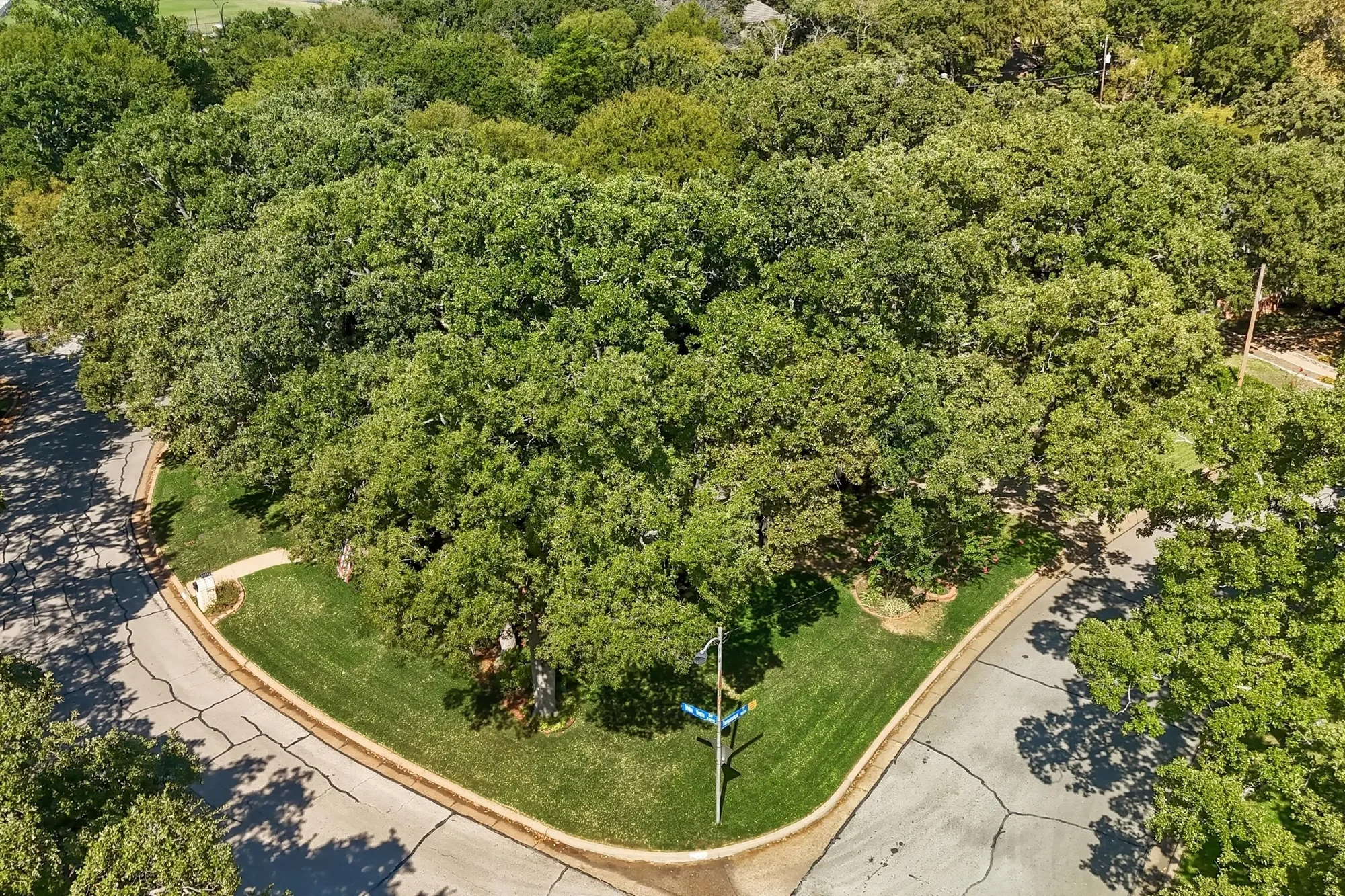 2419 Villa Vera Drive , Arlington, TX 76017, Arlington, Texas, United States. - Photo 34