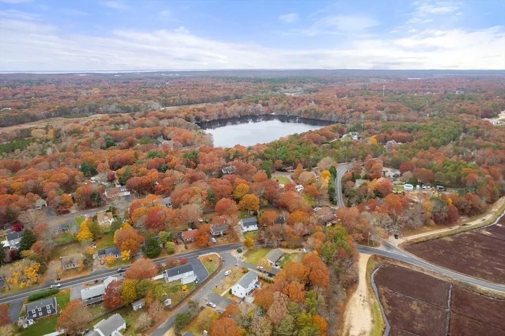 130 Old Barnstable Rd, Falmouth, Massachusetts, United States. - Photo 6