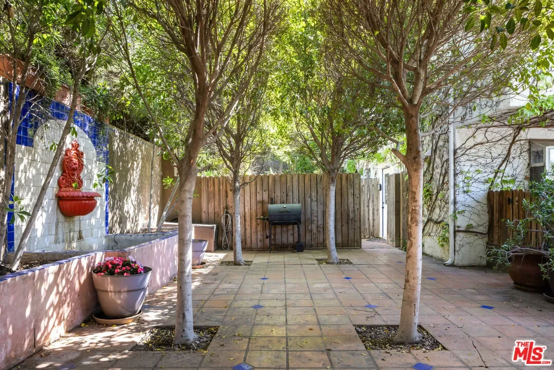 9732 Rotta Ave, Los Angeles, California, United States. - Photo 10