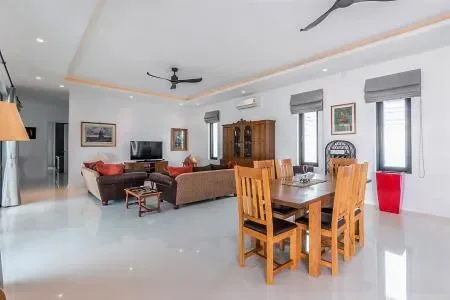 Prachuap Khiri Khan,, Prachuap Khiri Khan, Prachuap Khiri Khan, Thailand. - Photo 11