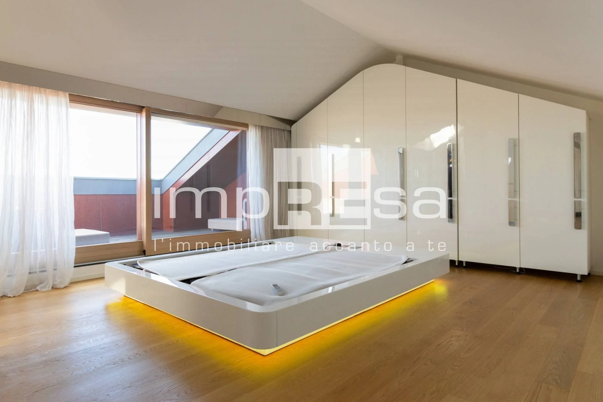 Gallery photo 11