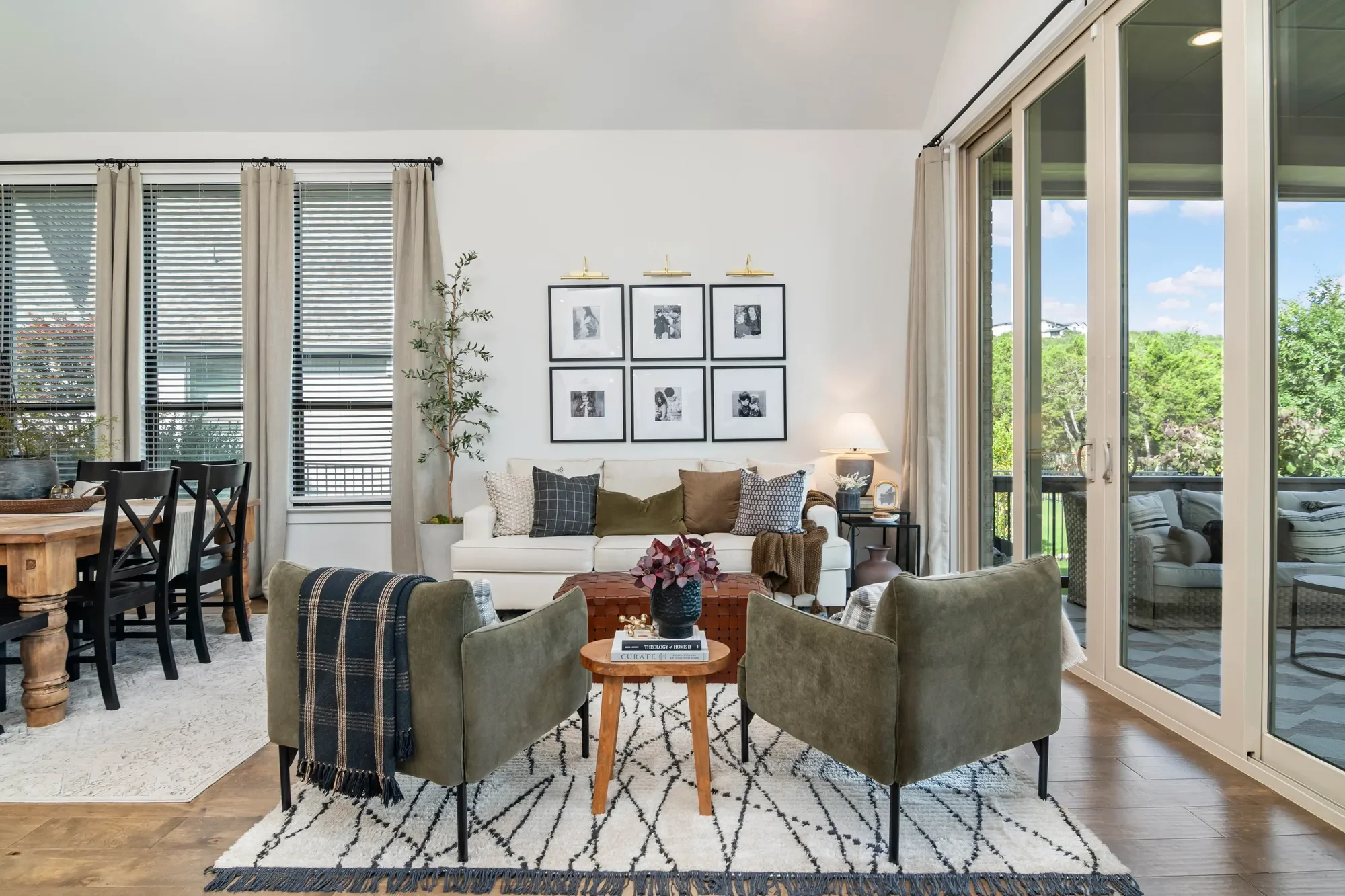 7054 Cantera Manor , San Antonio, TX 78256, San Antonio, Texas, United States. - Photo 32