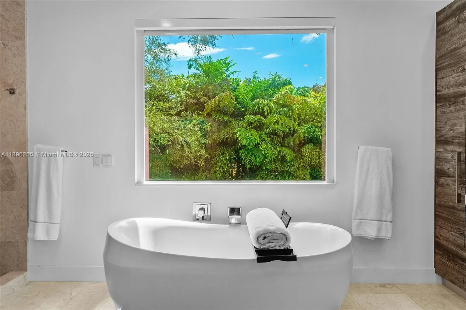 8923 Ludlam Rd., Coral Gables, Florida, United States. - Photo 28