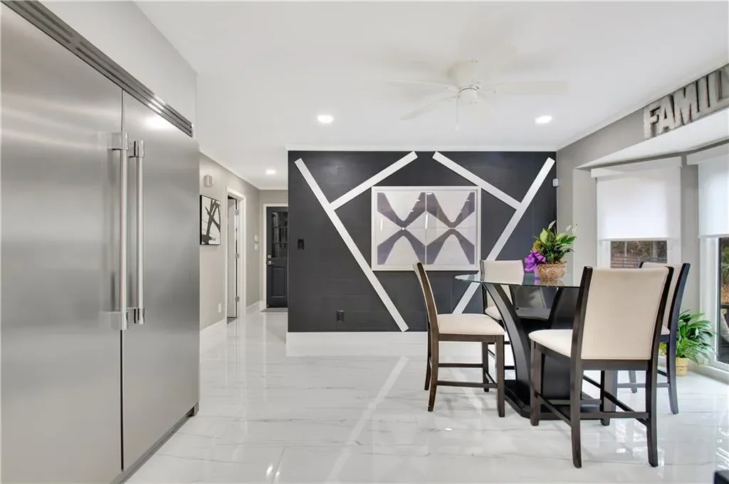 Single Family Residence in Fayetteville