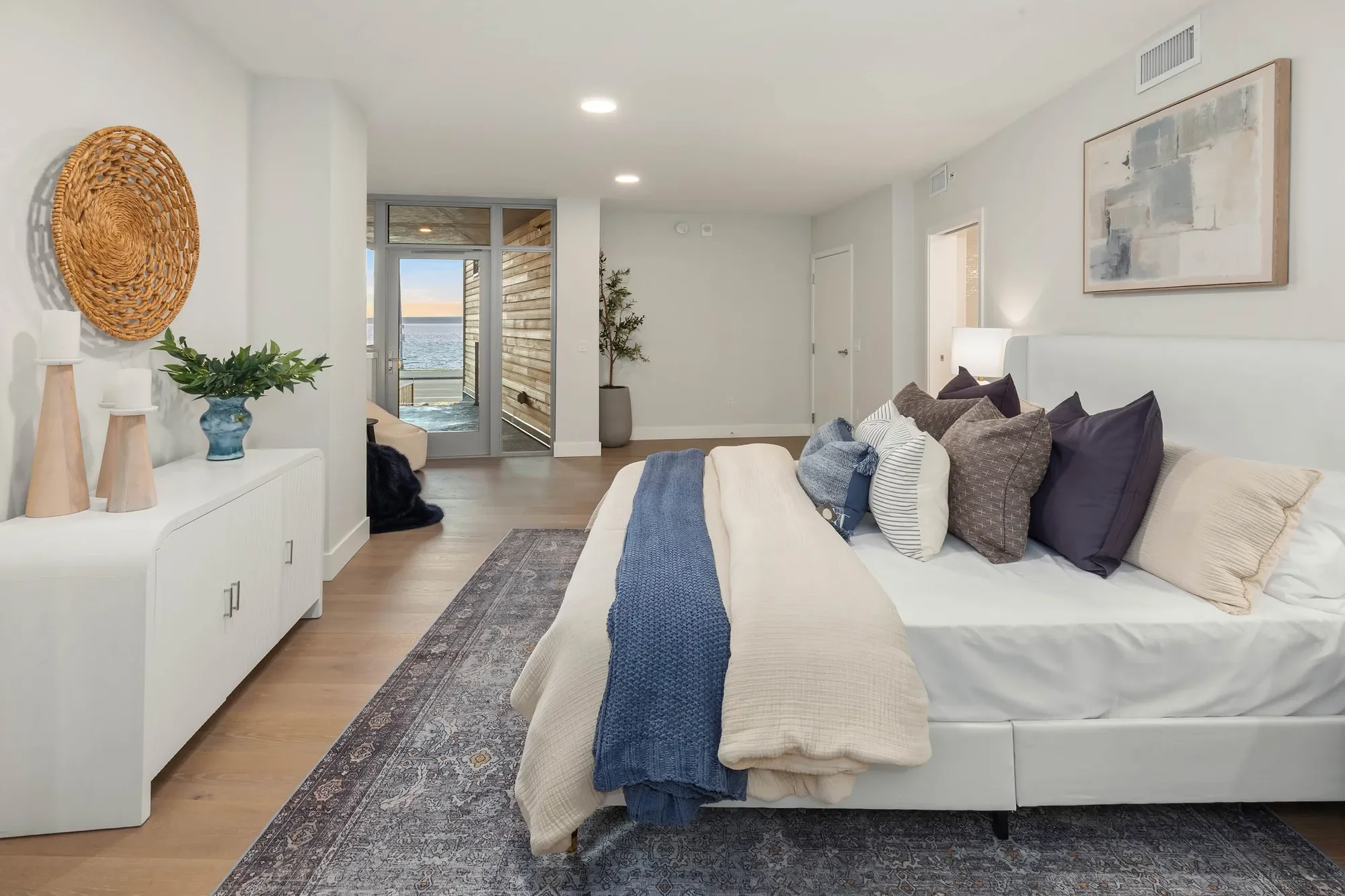 1250 Alki Ave SW Unit #2A , Seattle, WA 98116, Seattle, Washington, United States. - Photo 18