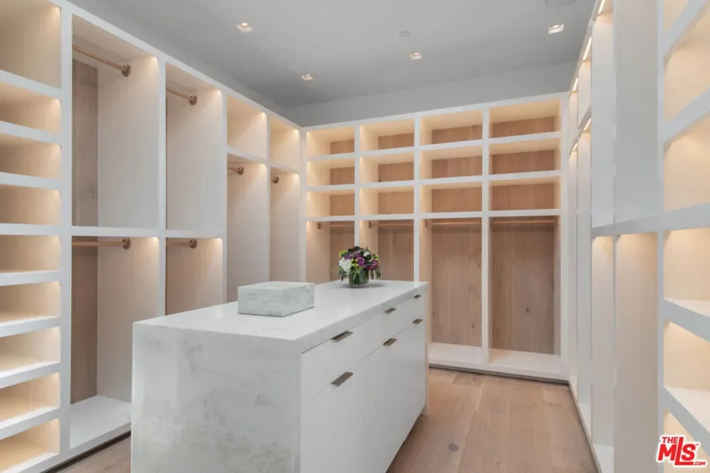 26946 Pacific Coast Hwy, Malibu, California, United States. - Photo 20