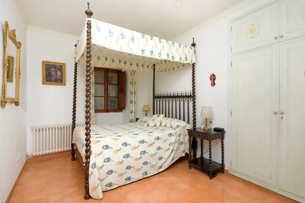 Gallery photo 2