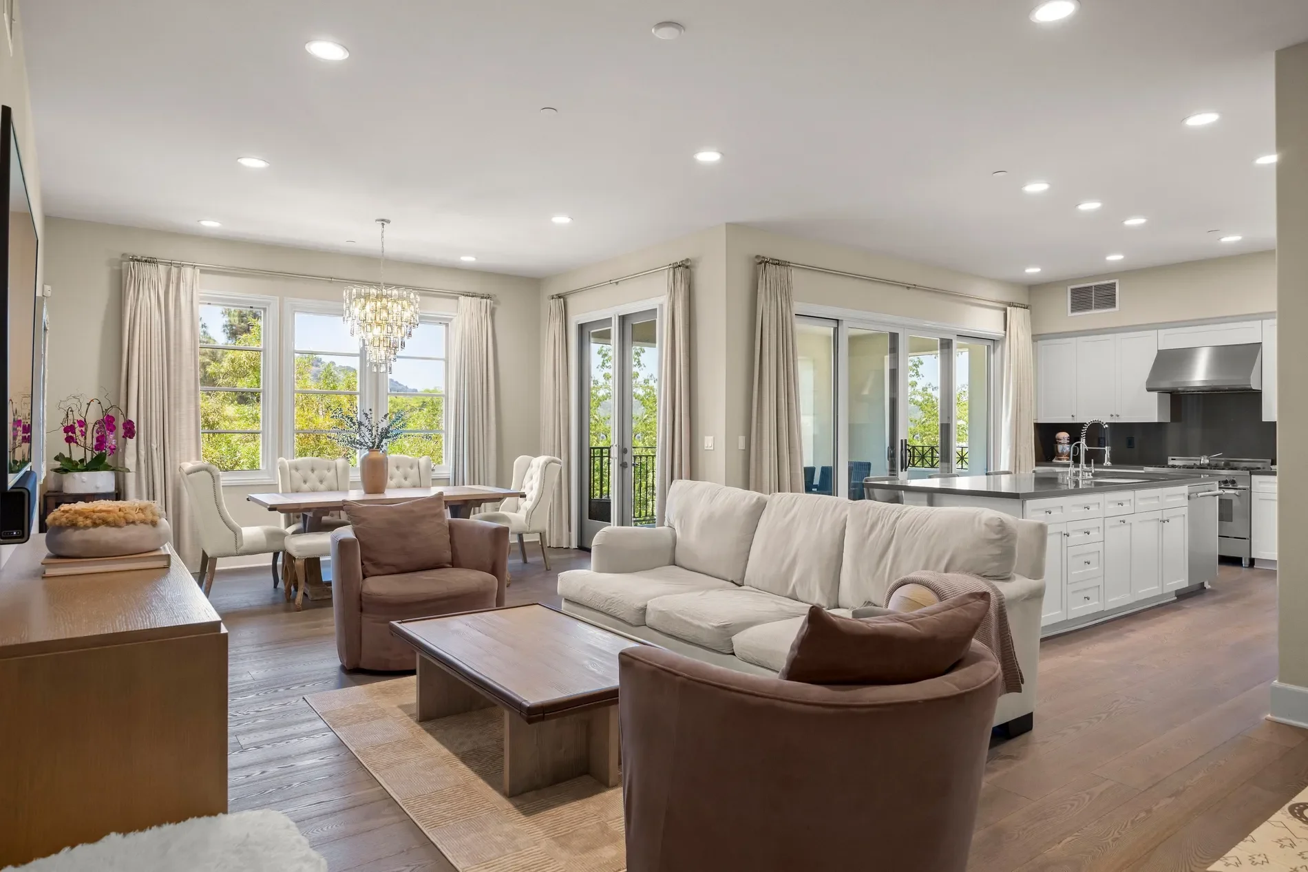 23500 Park Sorrento, H32, Calabasas, CA 91302, Hidden Hills, California, United States. - Photo 55