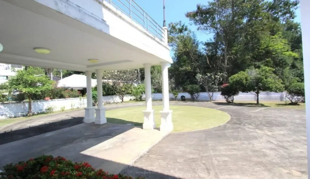Prachuap Khiri Khan,, Hua Hin, Prachuap Khiri Khan, Thailand. - Photo 2