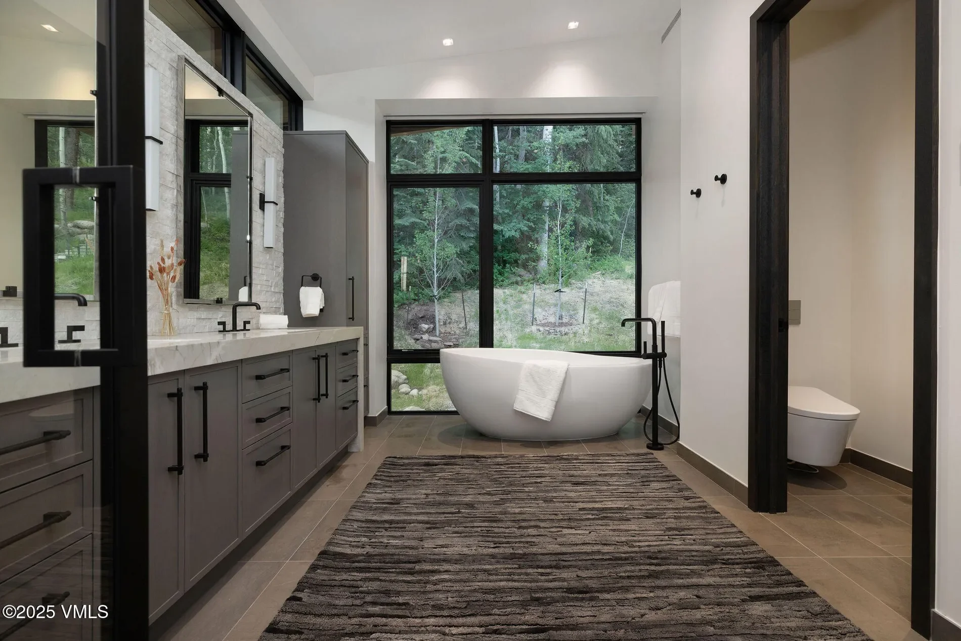 366 Forest Road, Vail, CO, 81657, USA, Vail, Colorado, United States. - Photo 55