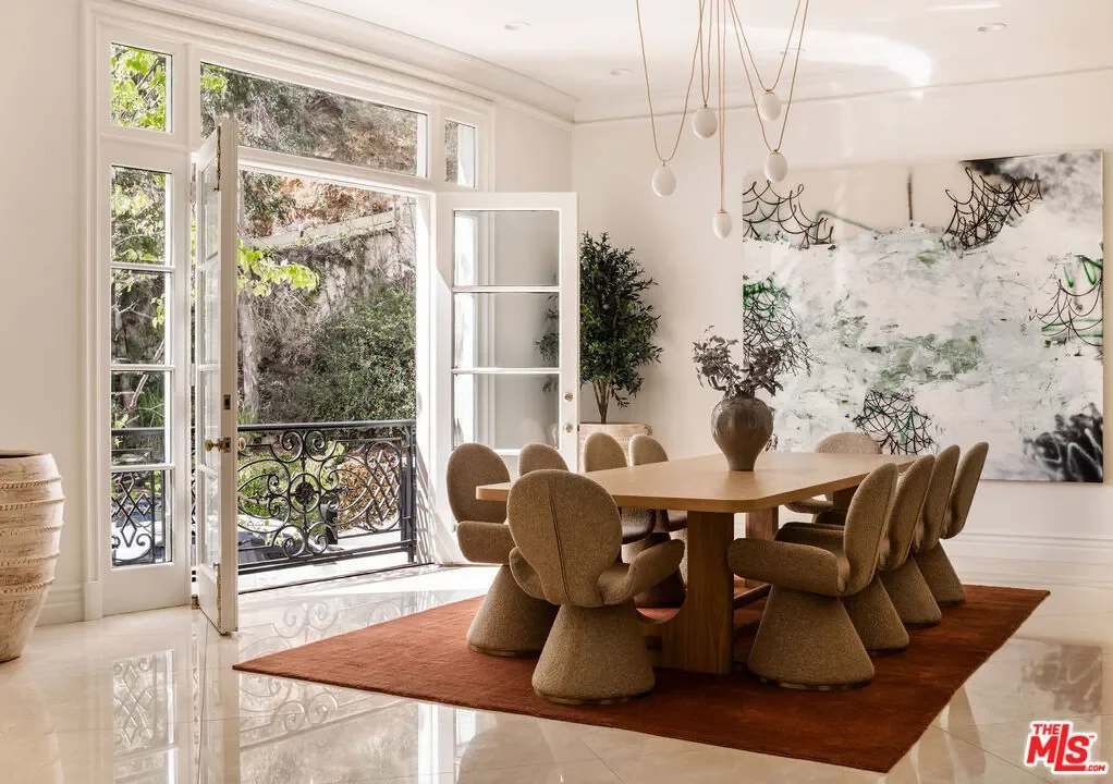 10509 Vestone Way, Los Angeles, California, United States. - Photo 6