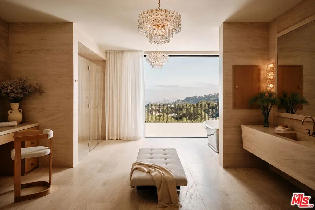 73 Beverly Park Lane, Beverly Hills, California, United States. - Photo 18