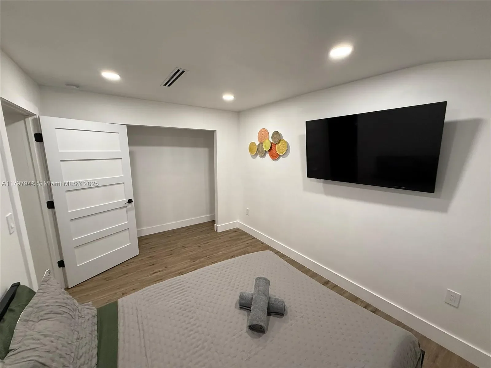 2918 SW 2nd St, Miami, Florida, United States. - Photo 26