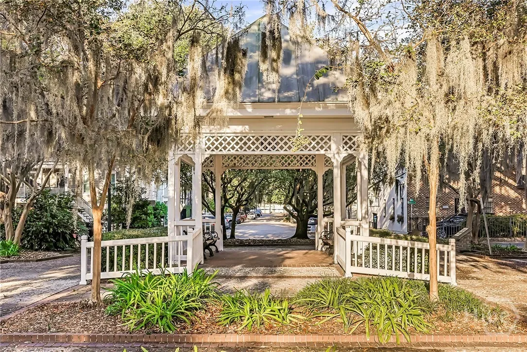 507 E Mcdonough Street, Savannah, Georgia, United States. - Photo 28