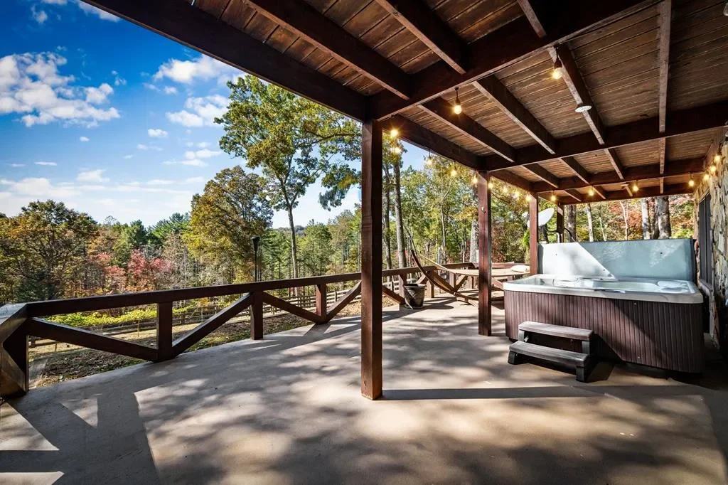 212 Dogpatch Lane, Blue Ridge, Georgia, United States. - Photo 34