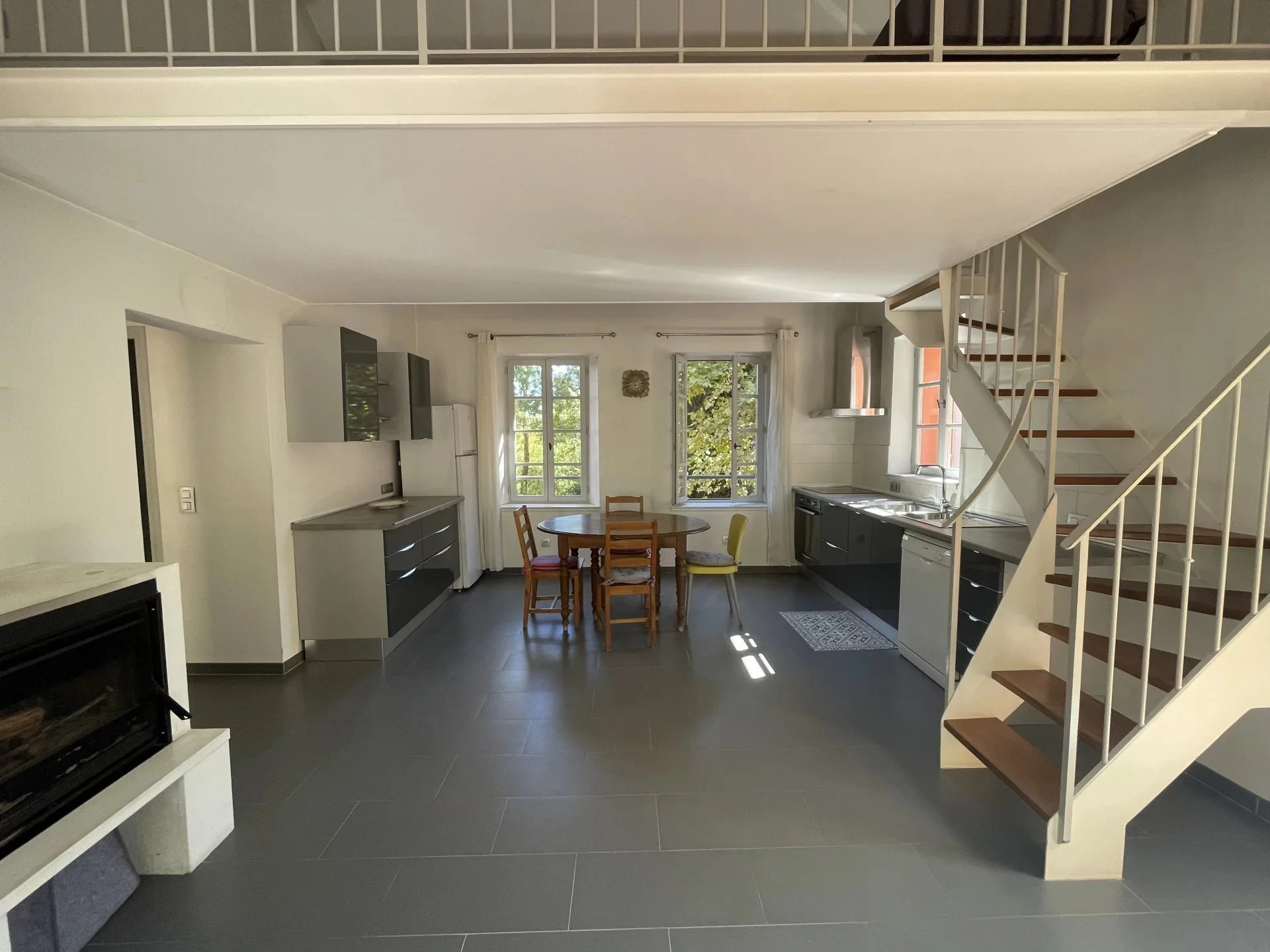 Gallery photo 8