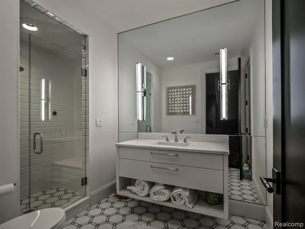 20910 TURNBERRY Boulevard, Northville, MI 48167, Novi, Michigan, United States. - Photo 47