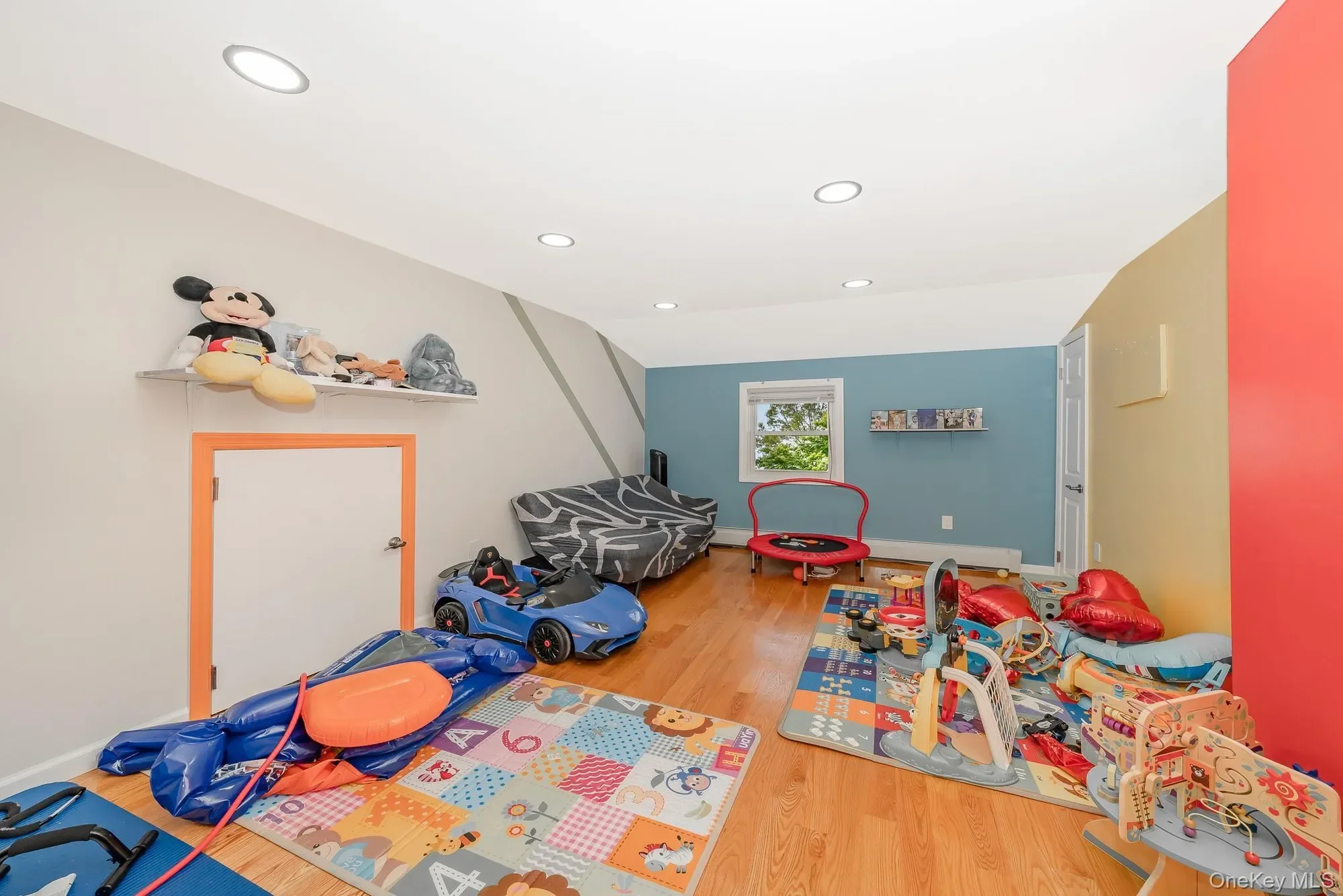 Gallery photo 8