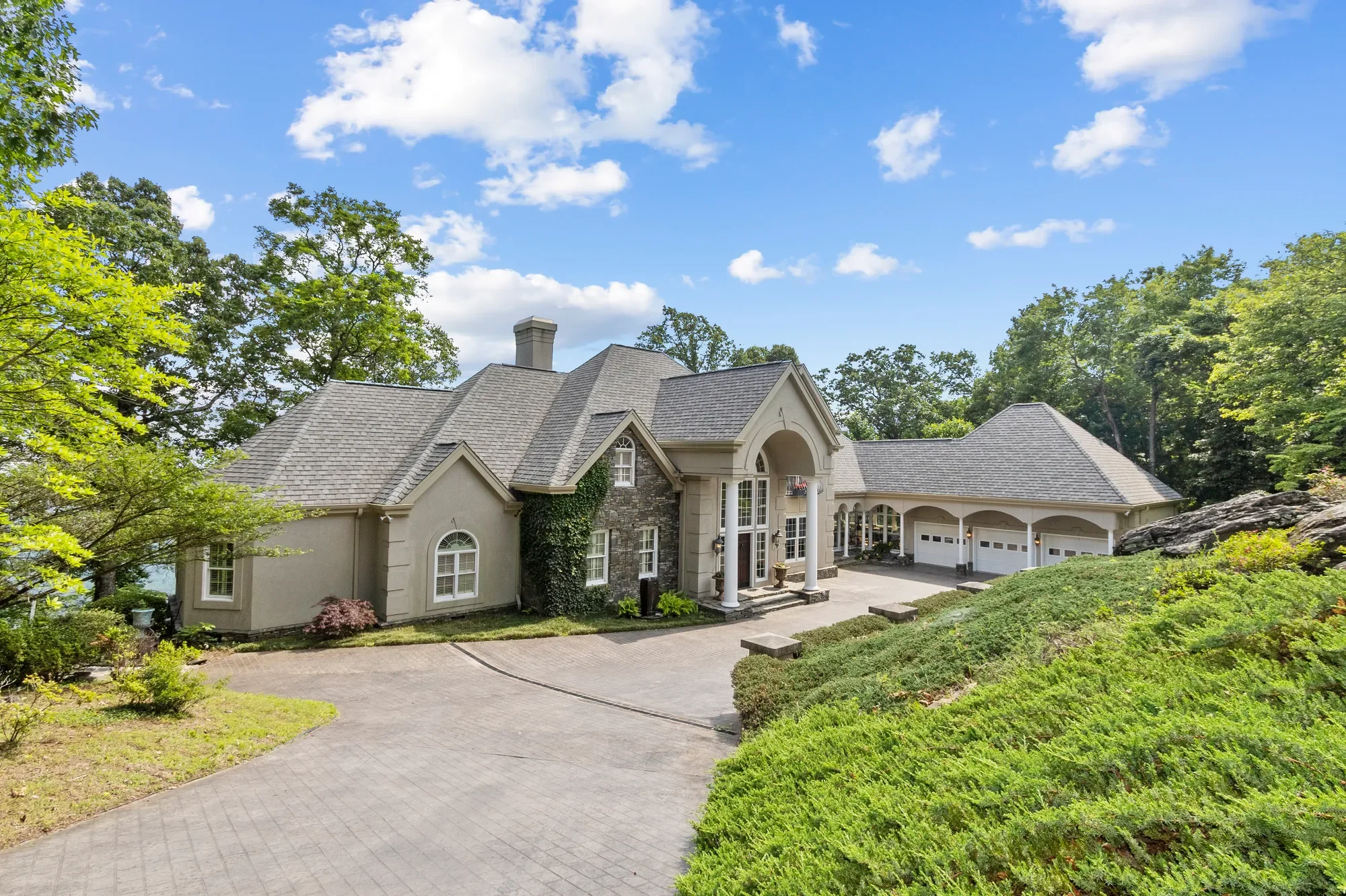 33 Southview Ledge Road , Landrum, SC 29356, Landrum, South Carolina, United States. - Photo 46