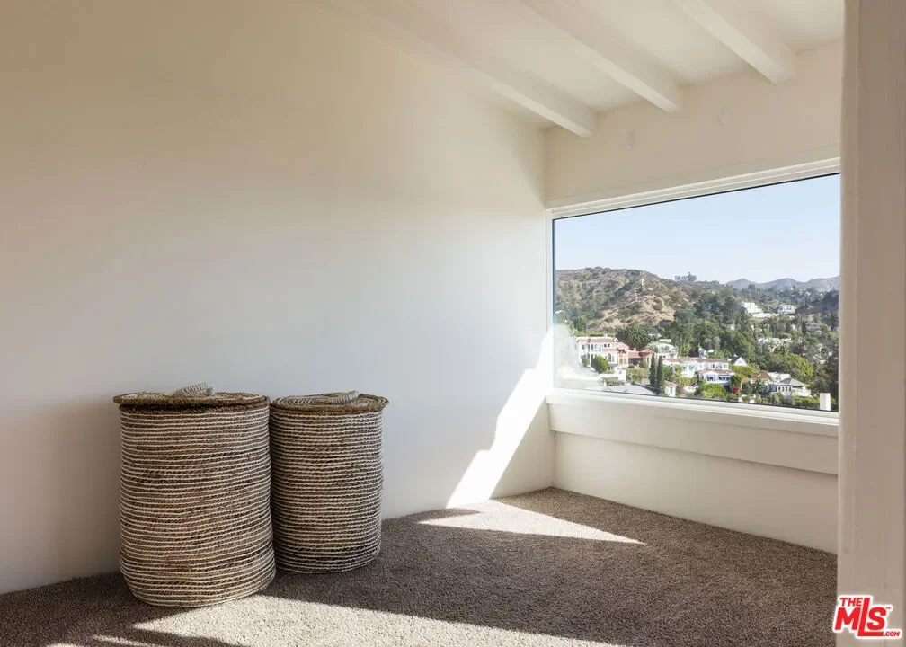 2041 Glencoe Way, Los Angeles, California, United States. - Photo 46
