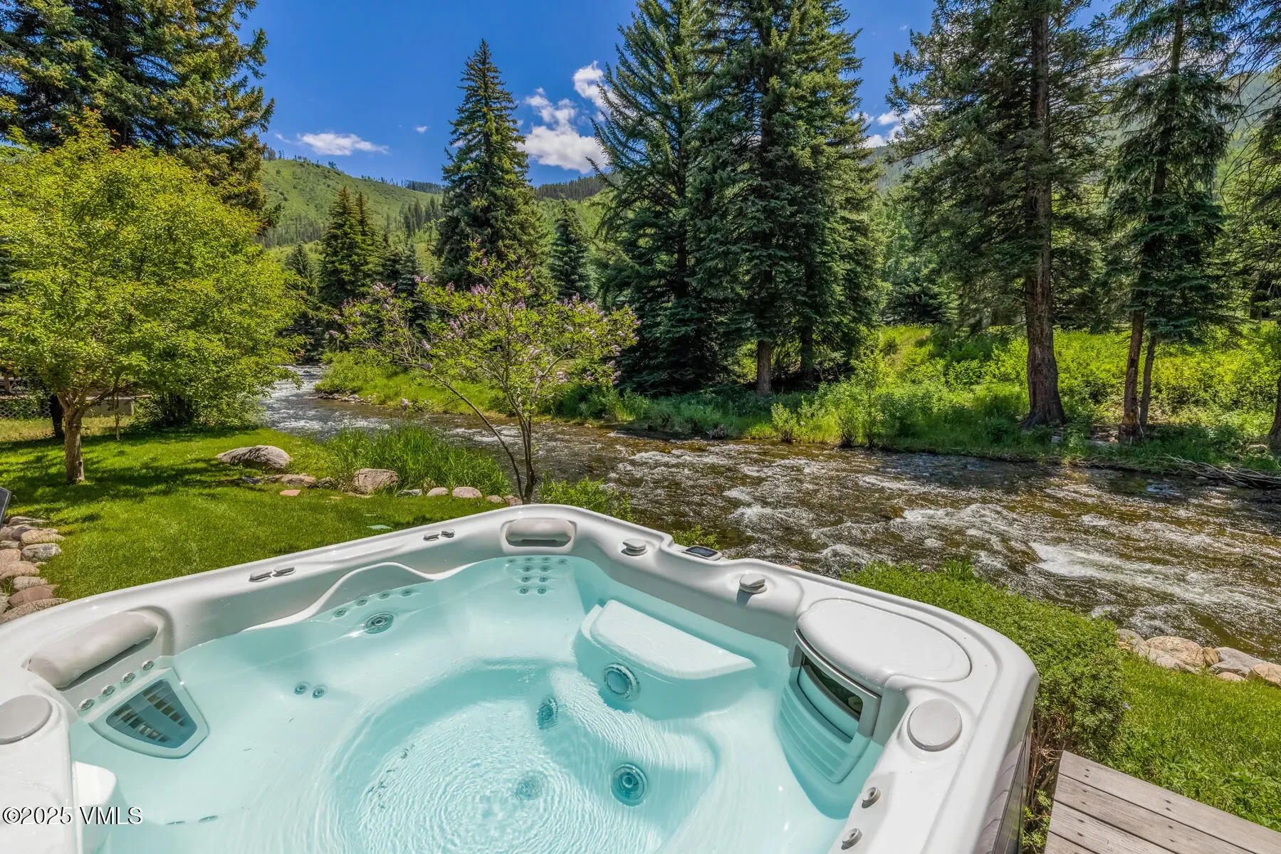 2764 S Frontage Road, Vail, Colorado, United States. - Photo 43