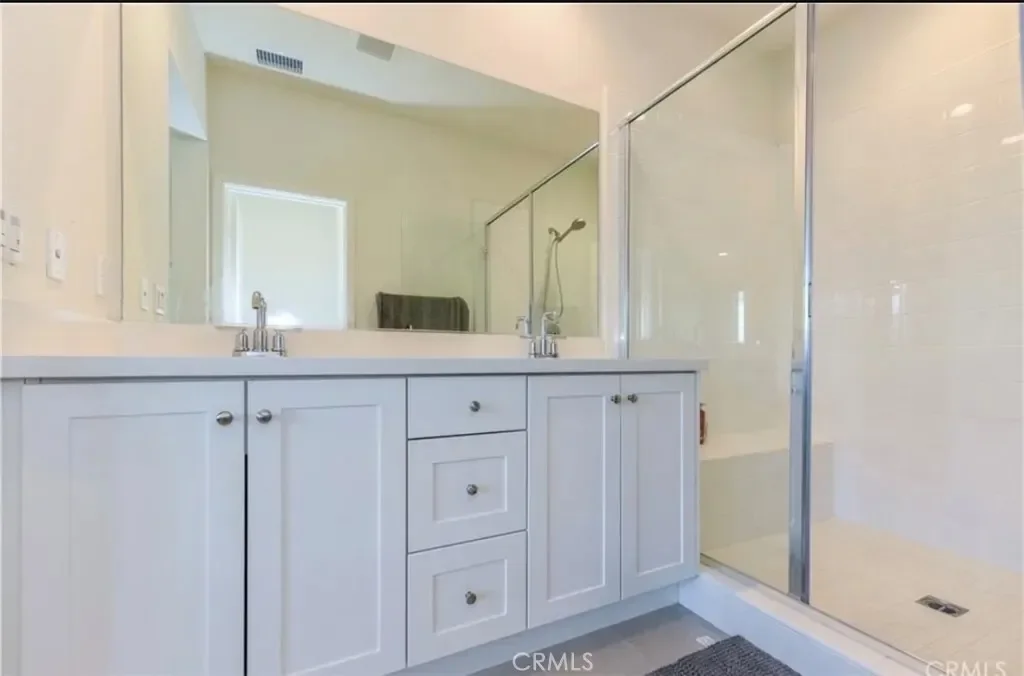175 Frame, Irvine, California, United States. - Photo 18