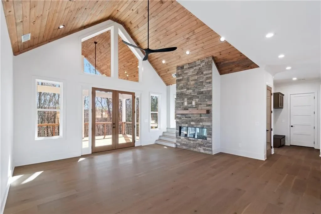 868 Old Owen Drive, Blairsville, Georgia, United States. - Photo 10