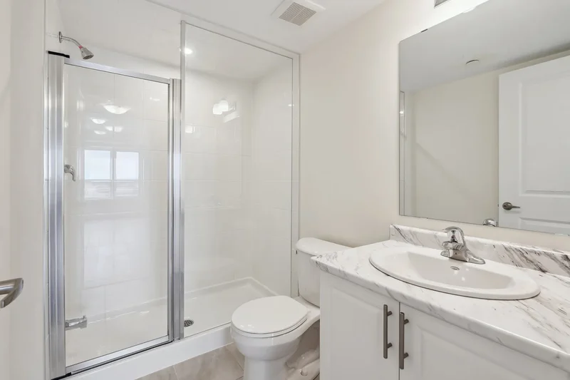 1695 Dersan St  204, Pickering, ON L1V 2P8, Pickering, Ontario, Canada. - Photo 17