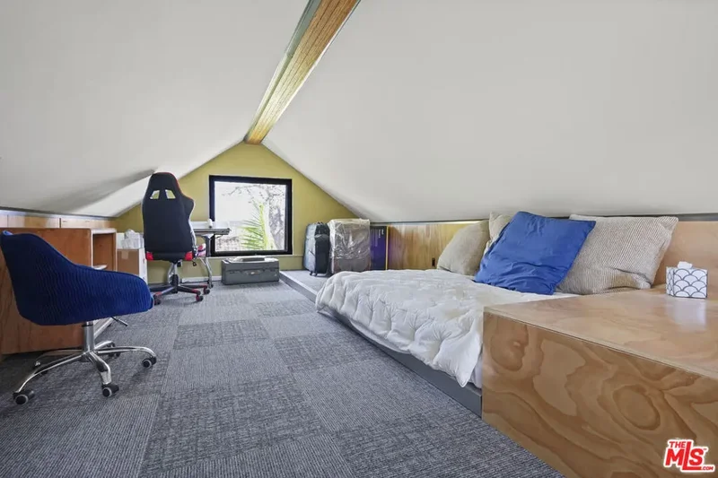 26335 Lockwood Road, Malibu, California, United States. - Photo 37