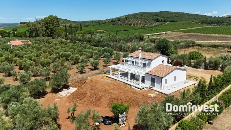 Roma rustic house